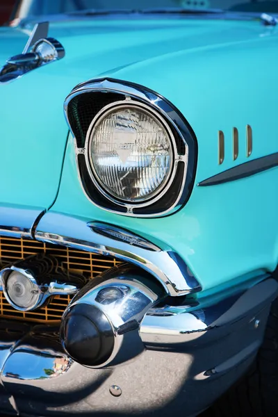 Front Detail of a Vintage Car — Stock Photo, Image
