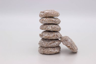 Beyaz arka planda az miktarda Belçika çikolatalı moka aroması var.