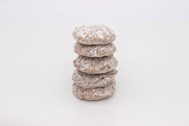 Beyaz arka planda az miktarda Belçika çikolatalı moka aroması var.