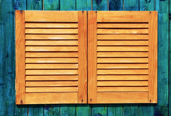 pencere çerçeve içine.