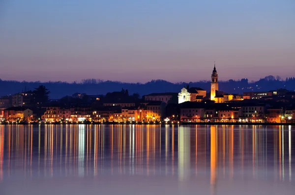 Arona, ışık ve renkler.