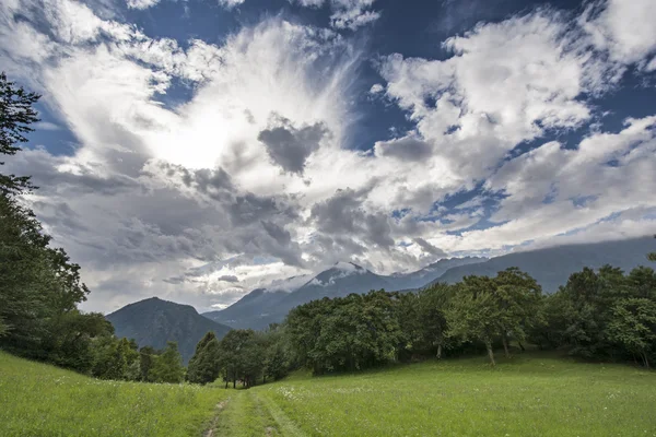 Fırtına yaklaşıyor