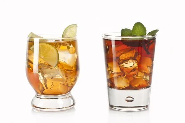 Twee cocktails — Stockfoto