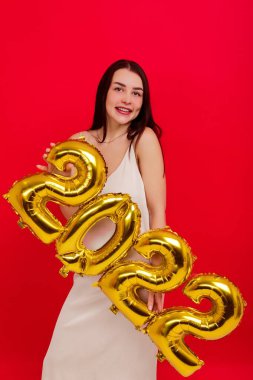 İyi tatiller. 2022 numaralı esmer elbise.