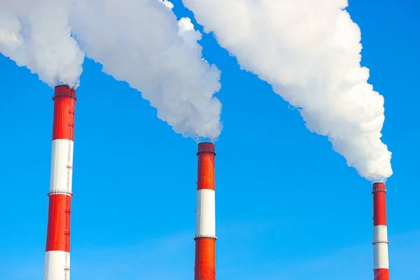 Pollution Émissions Fumée Épaisse Provient Trois Tuyaux Dans Atmosphère — Photo