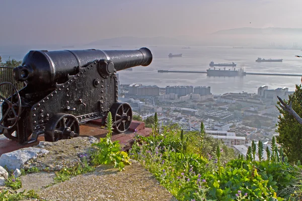 ジブラルタルの古い大砲 ストックフォト