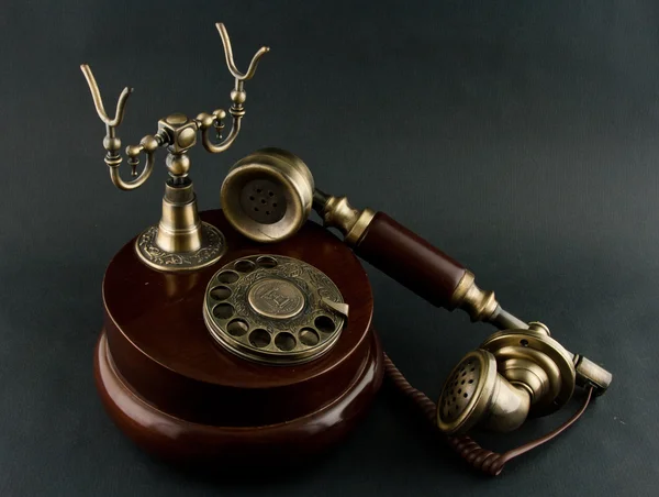 旧的老式电话 — 图库照片