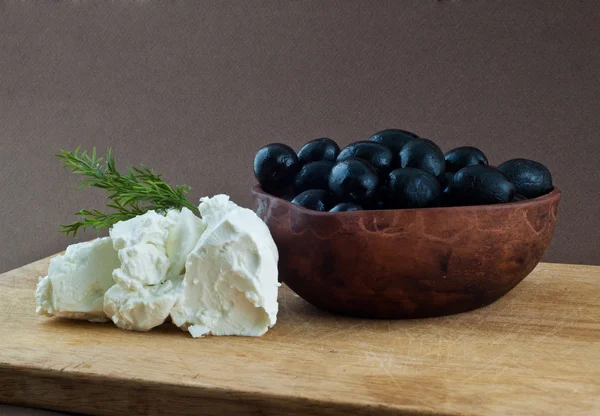 zeytin ve beyaz peynir