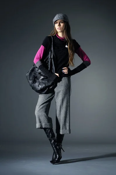 袋のファッション モデル — ストック写真