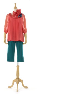 Manken üzerinde moda elbisesi