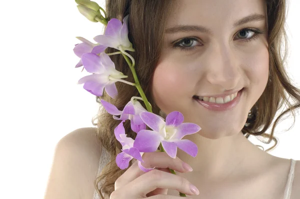 Bella donna con fiori — Foto Stock