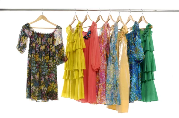 Exibição de rack de roupas moda — Fotografia de Stock