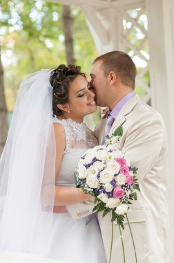 genç ve güzel gelin ve damat