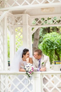 genç ve güzel gelin ve damat