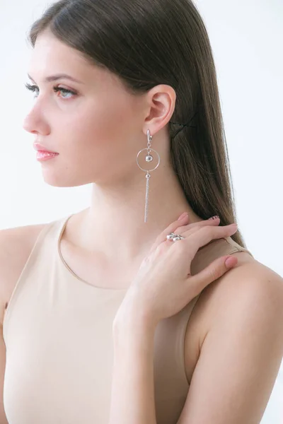 Trending Silver Jewelry Set Beautiful Young Girl Long Dark Hair — Zdjęcie stockowe