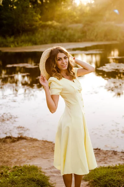 Young Attractive Girl Dark Hair Yellow Summer Dress River Summer —  Fotos de Stock