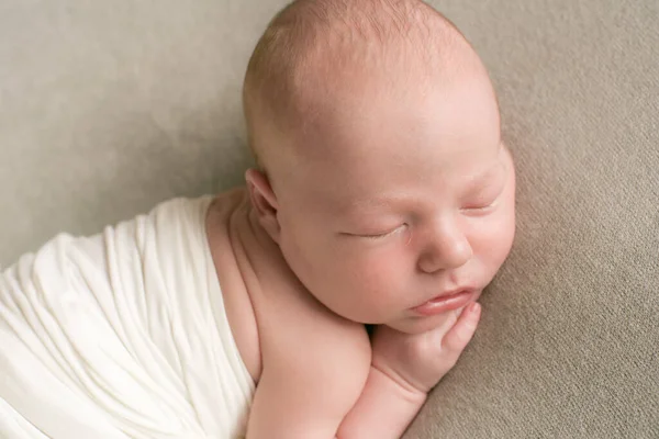 Cute Baby Sleeps Wrapped Airy Milk Colored Blanket Beige Plaid — Zdjęcie stockowe