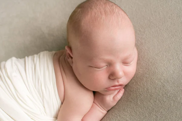 Cute Baby Sleeps Wrapped Airy Milk Colored Blanket Beige Plaid — Zdjęcie stockowe