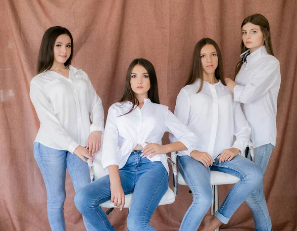 Pretty Teenage Girls Models Trendy Jeans White Shirts Studio Textile — Stock Photo, Image