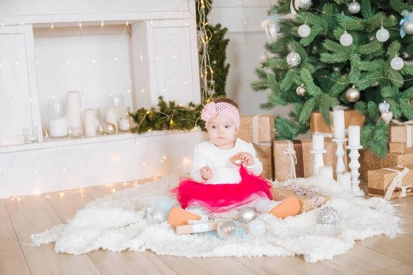 Little Girl One Year Old Airy Dress Room Decorated Christmas — Stock Photo, Image