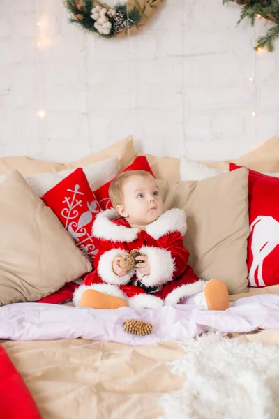 Little Girl One Year Old Dressed Santa Claus Large Bed — Stock Photo, Image