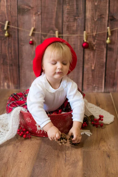 Little Cute Girl Red Plaid Skirt Red Felt Beret Plays — Stock Photo, Image