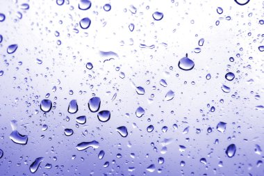 bir penceredeki Waterdrops