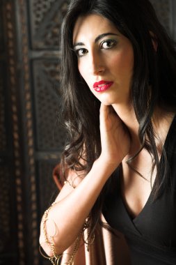 güzel genç seksi yetişkin İtalyan kadın