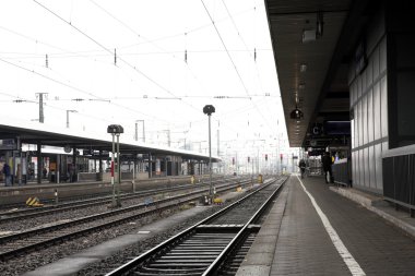 tren istasyonunda neurenburg, Almanya.