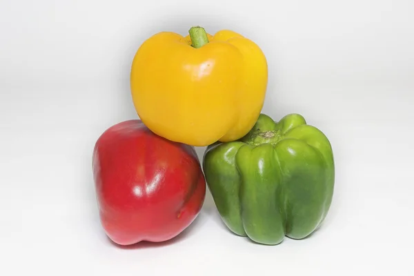 Red Pepper, green pepper, yellow pepper — Stock Photo, Image