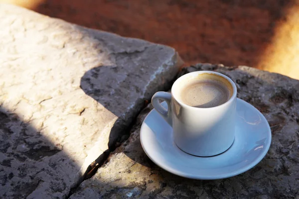 Caffè su una parete . — Foto Stock