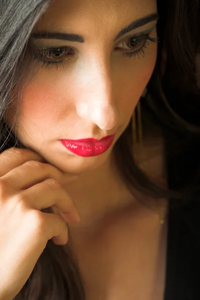Vacker ung sexig vuxna italiensk kvinna — Stockfoto
