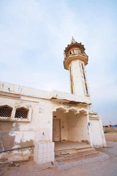 Prázdné budovy a mešita — Stock fotografie