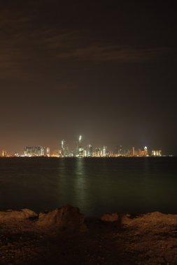 doha, Katar üzerinden gece manzarası