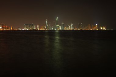 doha, Katar üzerinden gece manzarası
