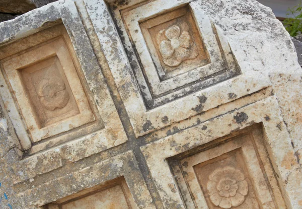 Les vieilles ruines de la ville d'Ephèse en Turquie moderne — Photo