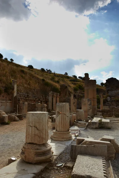 Τα ερείπια του παλιού πόλη της Εφέσου στην σύγχρονη Τουρκία — Φωτογραφία Αρχείου