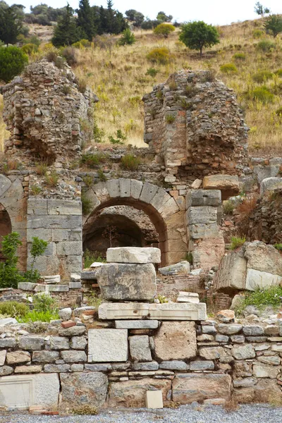 Le antiche rovine della città di Efeso nella Turchia moderna — Foto Stock