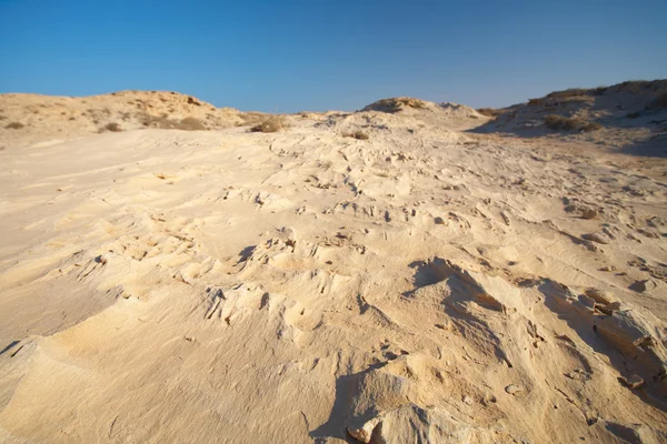 Ein erodierter Sandsteinstrand am Rande der Wüste — Stockfoto