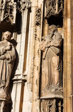 bazı cathedrale sainte sauveur Provence'da Fransa heykelleri