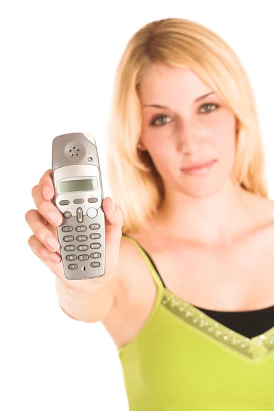 Femme d'affaires blonde tenant un téléphone — Photo