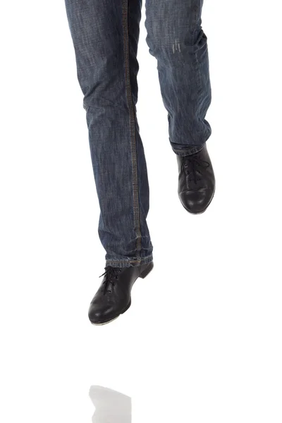 Manliga tap dancer bär jeans — Stockfoto