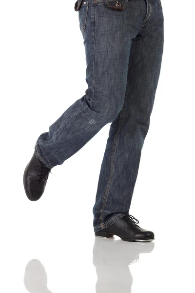 Maschio ballerino di tip tap indossa jeans — Foto Stock