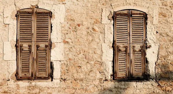 Window shutters of an old building in Antibes, France — Stock Photo, Image