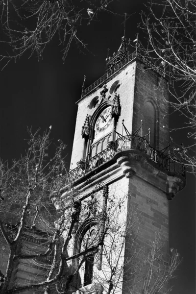 Oude toren in aix-en-provence, Frankrijk — Stockfoto