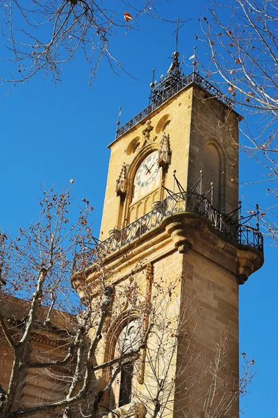 La torre dell'orologio dell'Hotel de Ville a Aix-en-Provence, Francia — Foto Stock