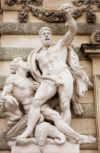 The statues of Hercules outside the Hoffberg Palace — Stock Photo, Image