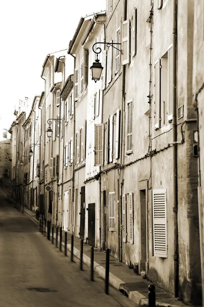 En backstreet i aix-en-provence, Frankrike — Stockfoto