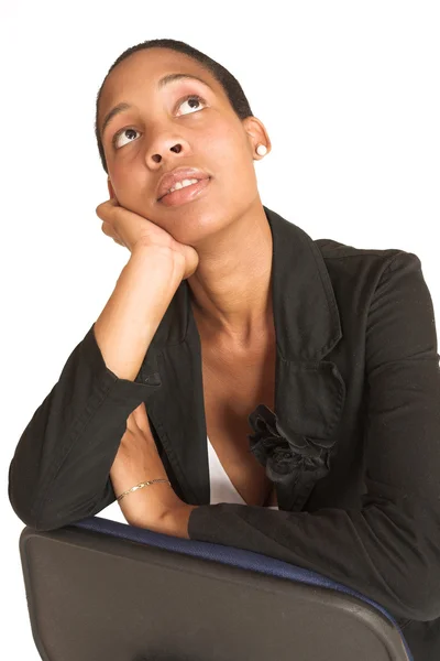 Mujer de negocios africana vestida con chaqueta negra —  Fotos de Stock