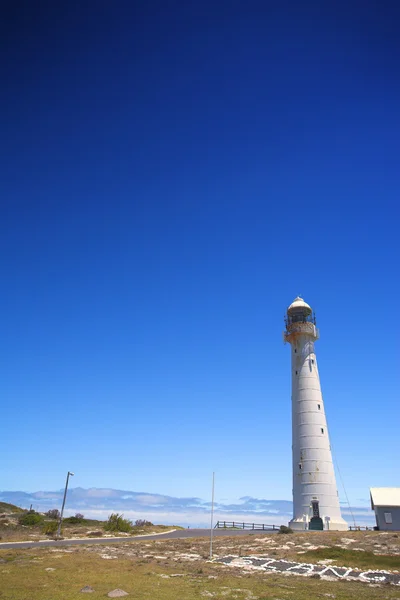 De vuurtoren van slangkop in kommetjie, West-Kaap. — Stockfoto